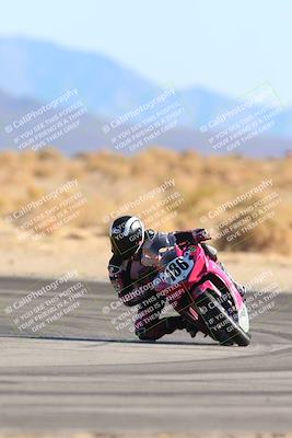 media/Jan-10-2025-CVMA Friday Practice (Fri) [[489e0da257]]/Group 4 and Trackday/Session 4 (Turn 16)/